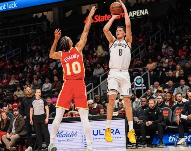 领先11分后开始摆烂！最后5分钟一分未得，被轰18-0如愿输球