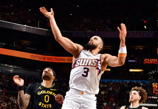 神奇！勇士全场76次出手55次三分却取胜 太阳最后7分钟仅两分崩盘