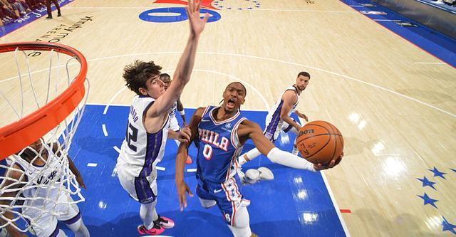 马克西40分准绝杀恩比德37分 76人险胜国王