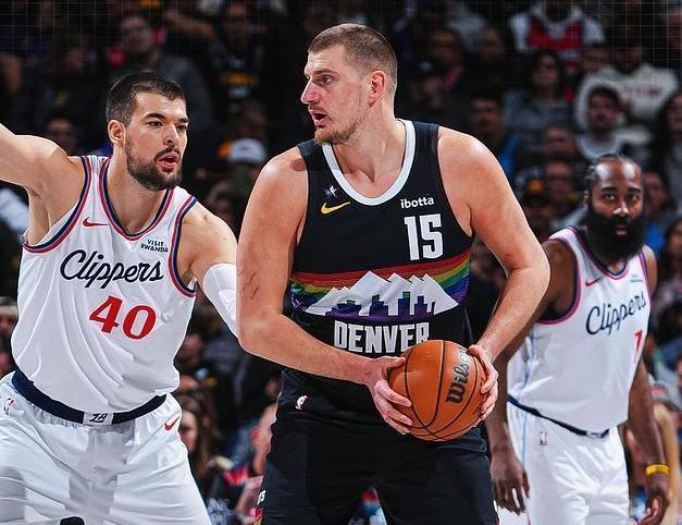 哈登梦回巅峰！约基奇复出惊艳，快船逆转失败，联盟第一人无悬念