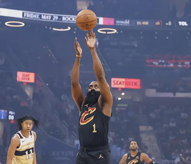 5连胜！米切尔30+5，梅里尔32+4，骑士交易赚麻，哈登迎期待结局