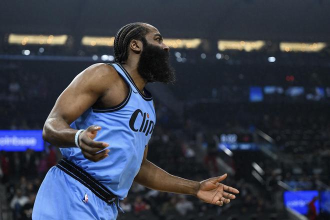 再苦一苦哈登！快船1胜9负小卡伤缺第10场 比尔267万特例也没法用