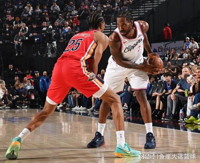 快船137-117鹈鹕！泰伦卢谈加兰摊牌，小卡看清现实，勇士被看低