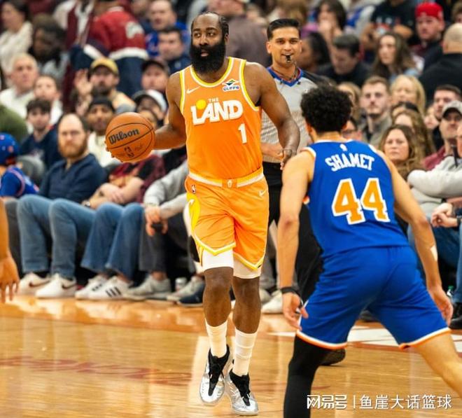 骑士赢球还存隐患，哈登创纪录！米切尔赛后摊牌，湖人旧将被认可