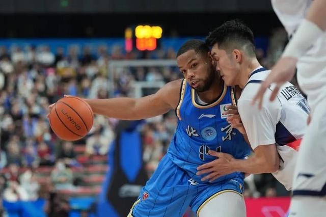 CBA｜斯佩尔曼今晚恐因伤缺阵