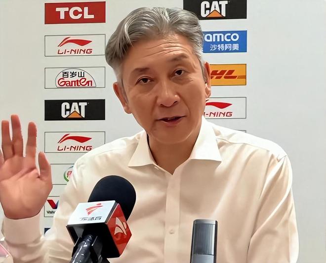 深圳男篮为何能越打越强？他们的做法，辽宁男篮应该好好学学