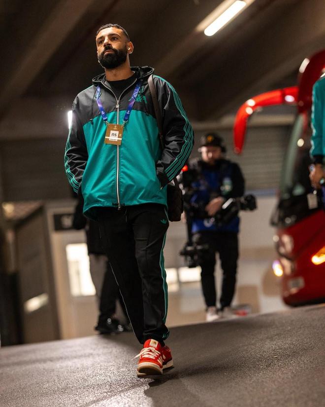 重回首发，萨拉赫时隔56天再度代表利物浦先发出战