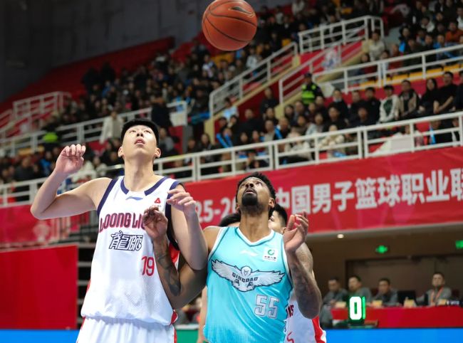 盖帽CBA第1，篮板国内球员第2，命中率78.7%！如此天赋杜锋不会用