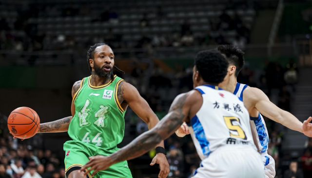 辽宁男篮VS四川！新帅上演首秀，赵继伟确定出战，央视直播