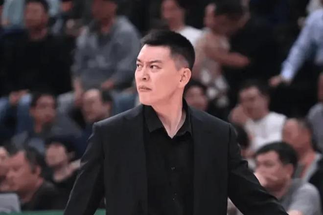 杨鸣73字回应辞职！愧疚对不起球迷，致谢队内支持，评论区太暖心