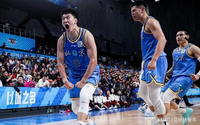 CBA第一争冠热门被打崩溃？近10战输了6场：这状态怎血拼广厦广东