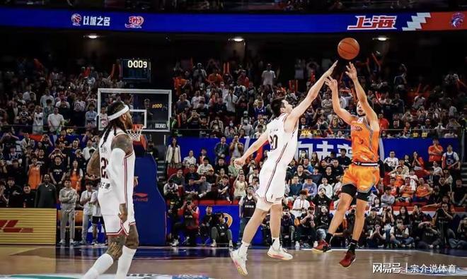 杨鸣下课第一时间，爆料辽宁队就签下超级外援，曾打爆广东队