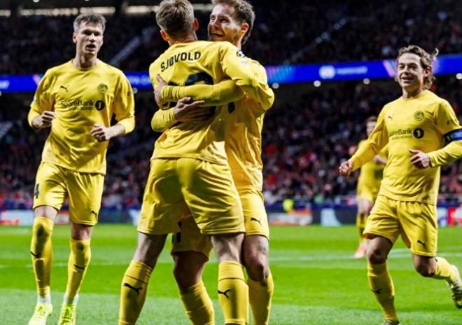 欧冠疯了！4260万黑马连斩曼城马竞，西蒙尼呆立场边不敢信？