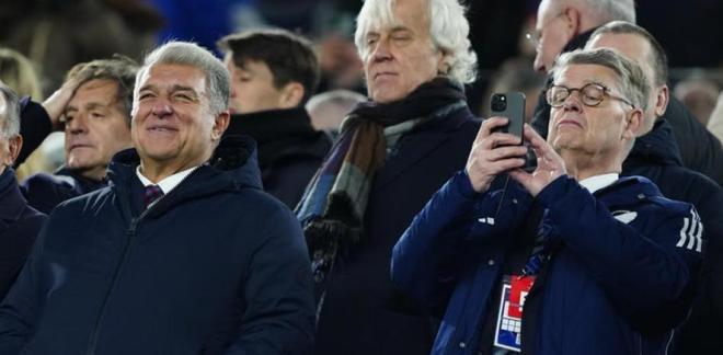 拉波尔塔：巴萨冬窗引援市场正式关闭，贝尔纳尔和卡萨多留队