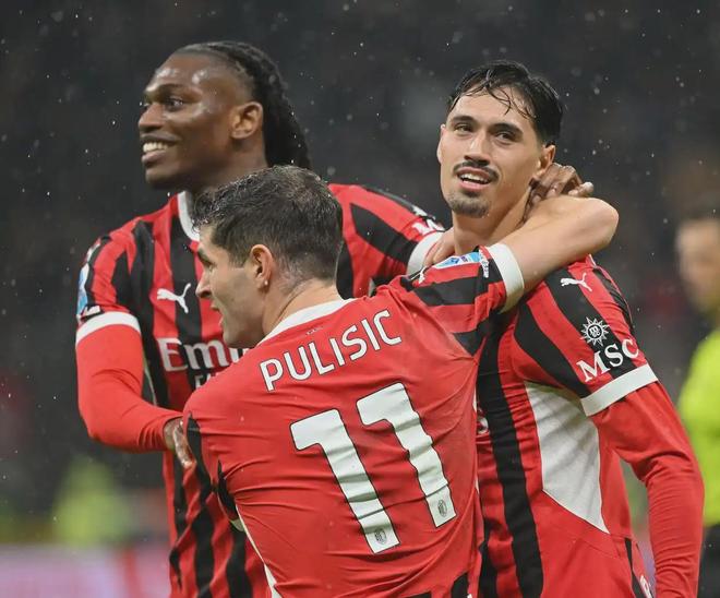 意甲-博洛尼亚VSAC米兰：仇人相见，分外眼红