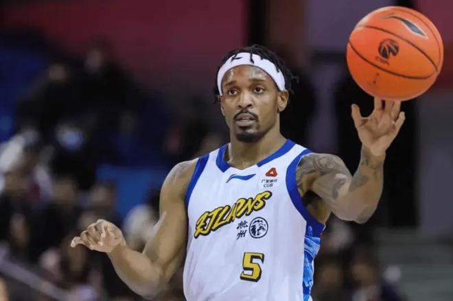 爆冷输吉林！王博纯犯错！用人+暂停一塌糊涂，上全华班都能赢！