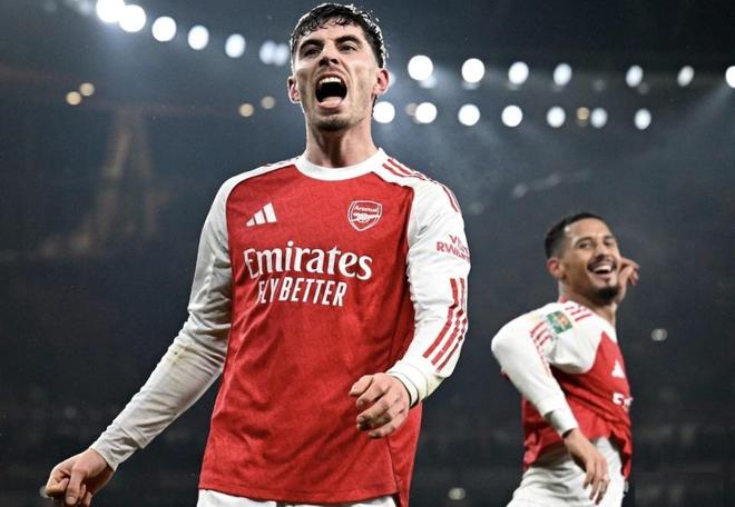 剑指四冠王！枪手胜蓝军进英联杯决赛 欧冠英超领跑足总杯也晋级