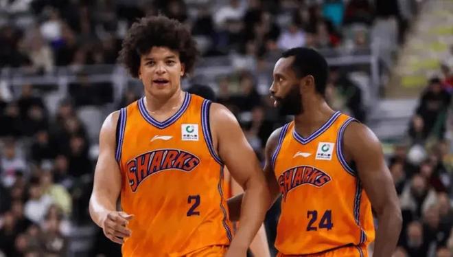 淘汰广东媒体采访！卢伟赞3本土球员发挥，亲承球队仍有进步空间