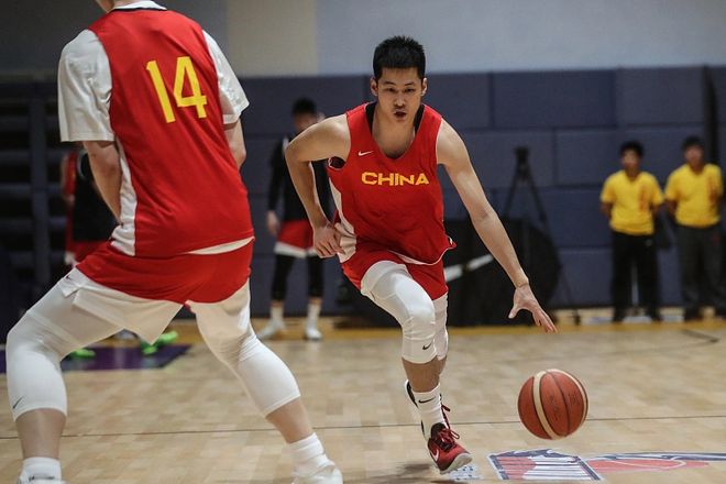 正负值+40！杯赛两战命中率71%，卢伟下一阶段该激活此人了