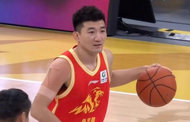 CBA最新消息！孙铭徽韧带撕裂，山东注册新外援，徐杰基本痊愈