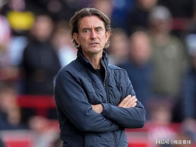 官宣！两大豪门同一天换帅，英超名帅刚下课，就能上课？