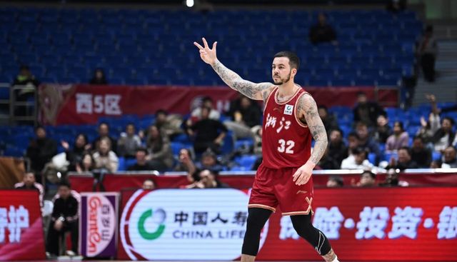 CBA最新消息！浙江男篮更换外援，张帆或离队