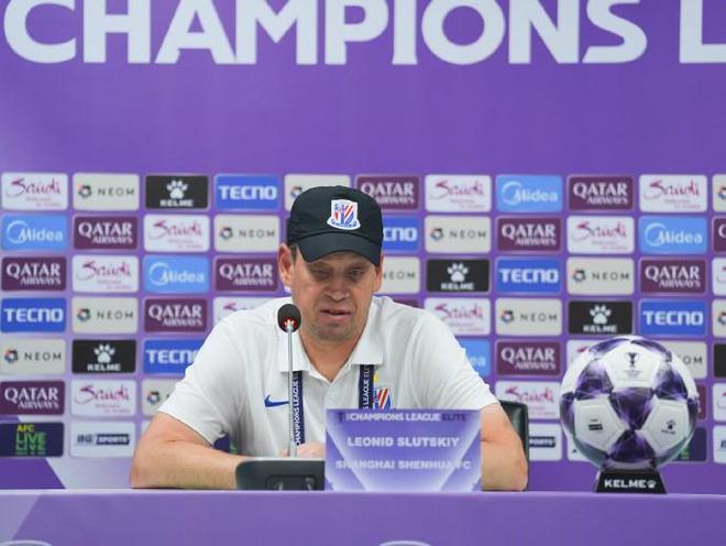 斯卢茨基：表扬队员们，少打一人但都表现出了很好的拼搏精神