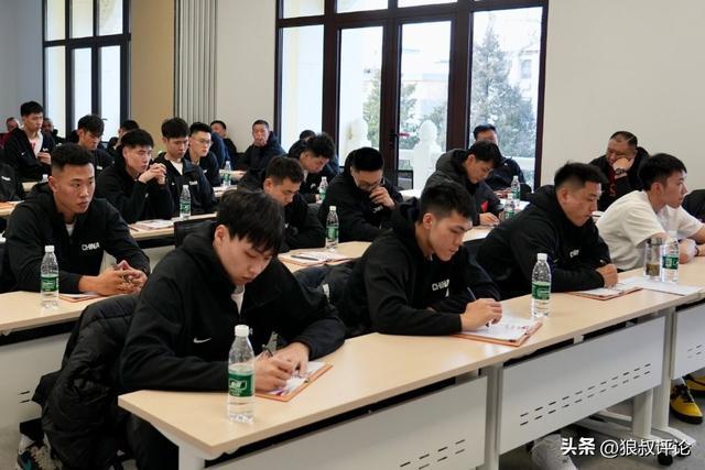 超长集训成国家队“机密”！男篮远征日本倒计时无任何动态曝光