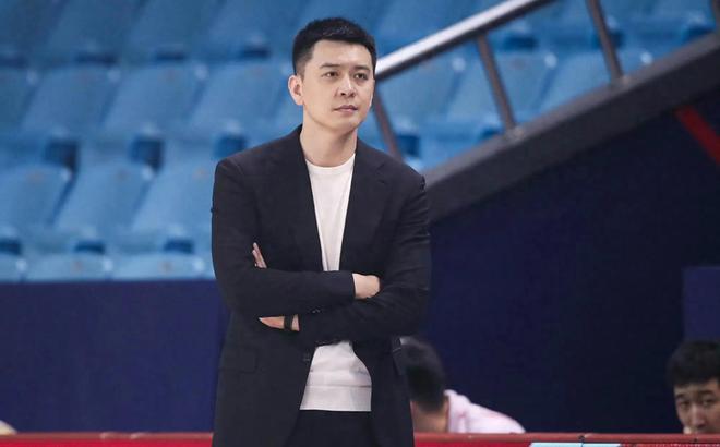 杨鸣最新消息！还在合同期内，第二阶段或重返辽宁执教