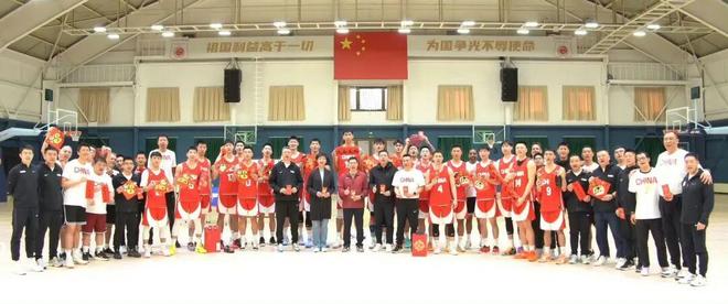 世预赛客战日本 中国男篮全力备战