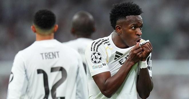 晋级功臣，维尼修斯首次在欧冠淘汰赛两回合都取得进球