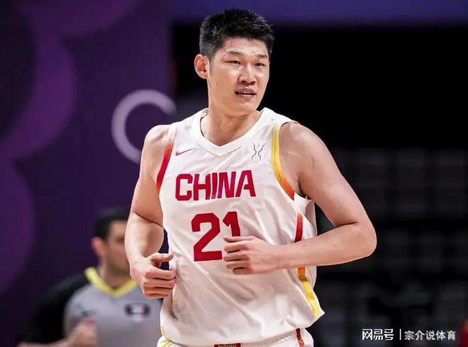 中国男篮决战日本队，最强首发五人曝光，郭士强认真了