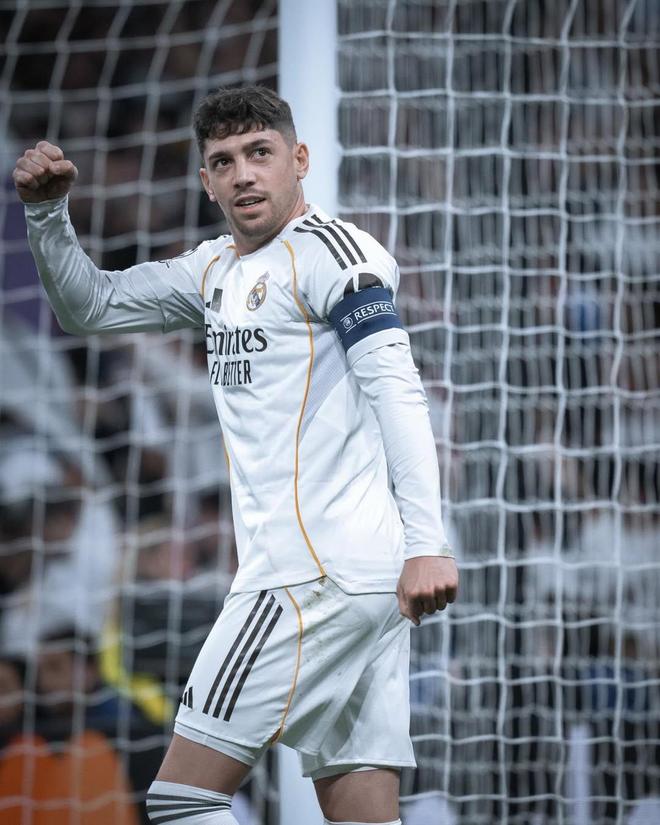 巴尔韦德社媒晒照庆祝胜利：欧冠之夜