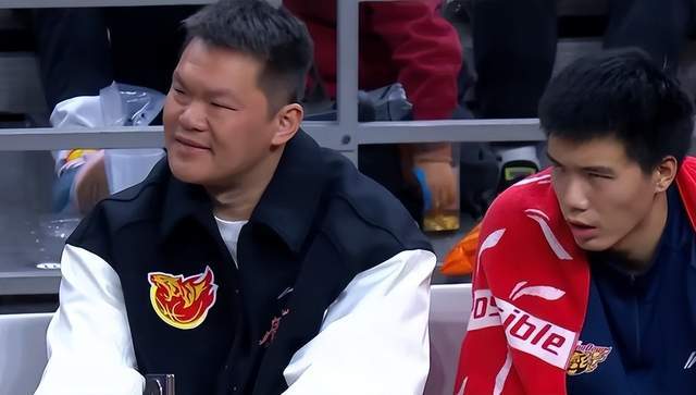 裁掉萨林杰+签下2米18强人？杜锋为总冠军要搏一把，朱芳雨出手了