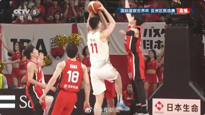 中国男篮客场逆转日本，取得世预赛首场胜利