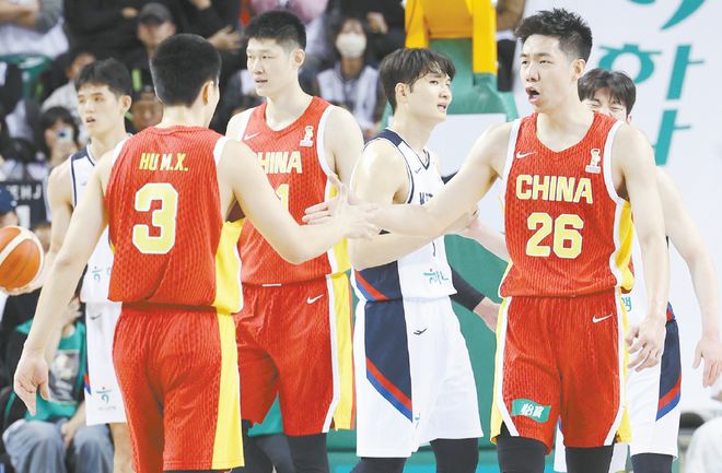 出线形势告急，春节无休备赛，世预赛，中国男篮背水一战