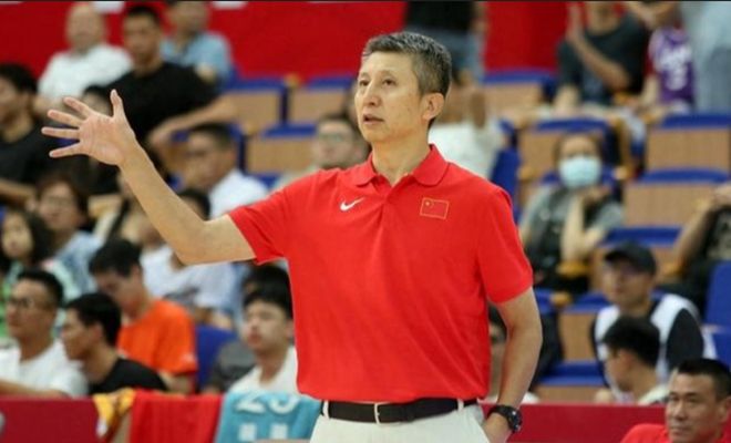 不公平！日本网友：中国男篮6打5，郭士强应该要停赛