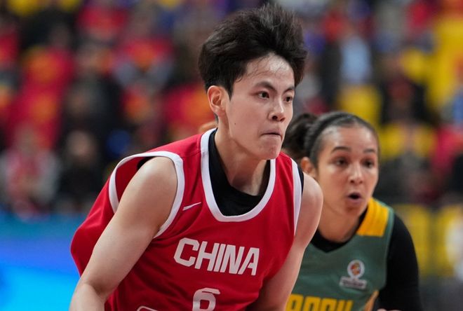 拒19分逆转！中国女篮加时险胜巴西 王思雨21分张子宇10+4