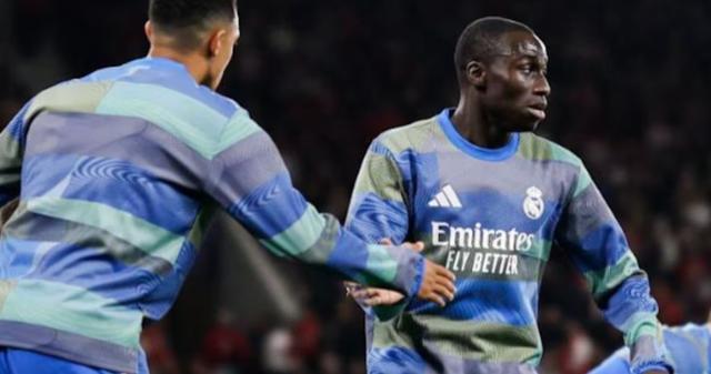 阿斯：门迪的复出非常及时，此前欧冠逆转曼城离不开他的发挥