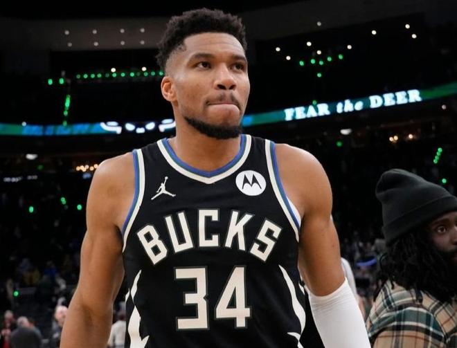 勇士对于扬尼斯势在必得，他们送出所有可交易筹码！