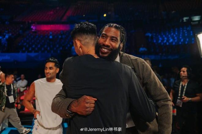 林书豪：退役后第一次打球是在名人赛上， 身体是真的生锈了