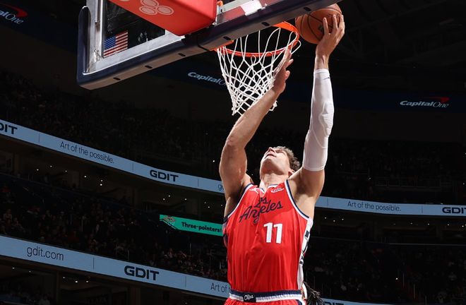 进攻效率一塌糊涂，快船内线老将到底何时才能找回外线投篮手感？