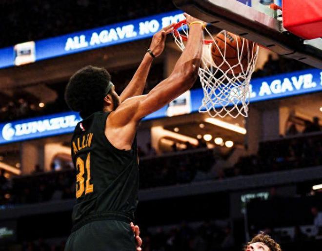 轰26+14+2！阿伦数据暴涨，哈登影响力太大，阿特金森也把话挑明