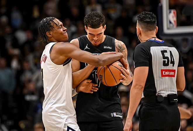 面对老东家掘金再次爆砍高分，篮网锋线球星的交易价值还能提升？