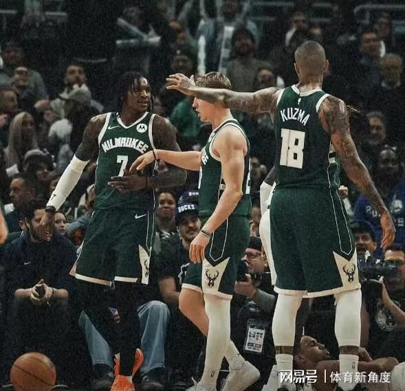 哇塞！哈登这一伤，球迷的道心破碎成渣渣了……