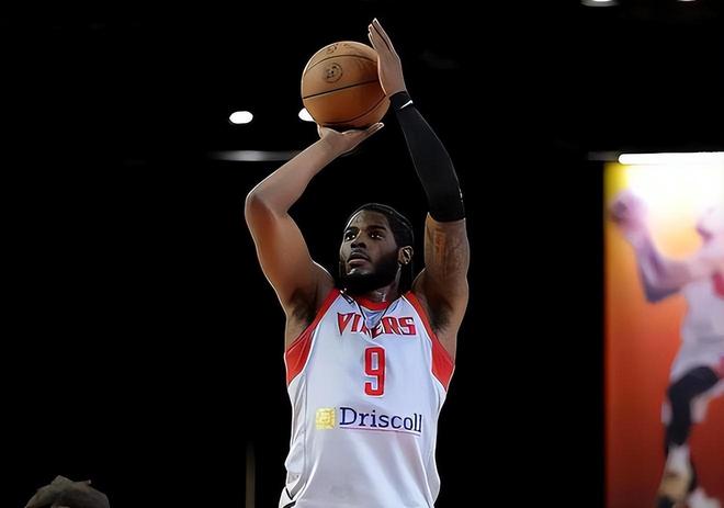 进攻端的能力正在被不断开发，火箭二队锋线新秀的进步非常明显？