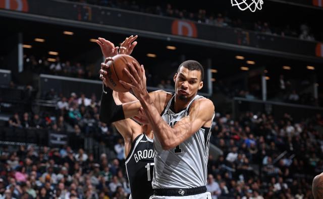 二月11胜0负不败！马刺计划有变：梦回GDP时代冲冠