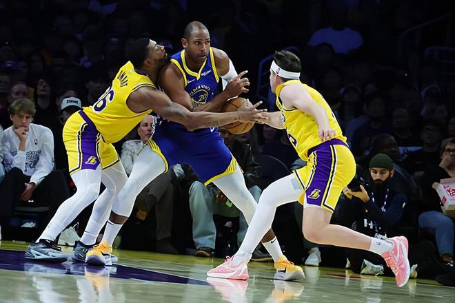 被湖人各种打爆！为什么勇士对于这位内线老将依然充满信心？