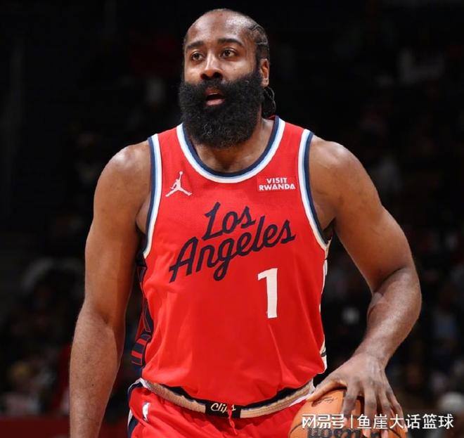 快船出隐患，哈登苦不堪言！祖巴茨不配首发，泰伦卢不该弃用一人