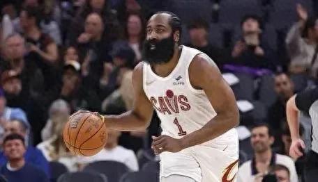 12中7轟20+6！聯(lián)手哈登真好，阿倫說出心里話，他數(shù)據(jù)超級加倍了